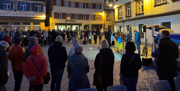 Friedensgebet in Andenken an die Kriegsopfer in der Ukraine - vergangener Samstag Marktplatz